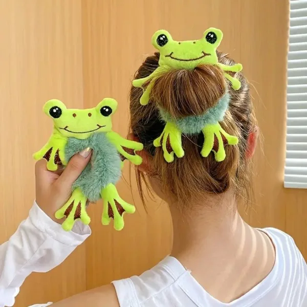 Green frog hair ties for girls.