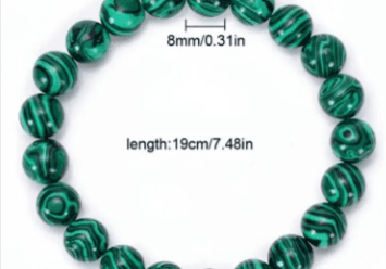 Green malachite beaded bracelet with black veins.